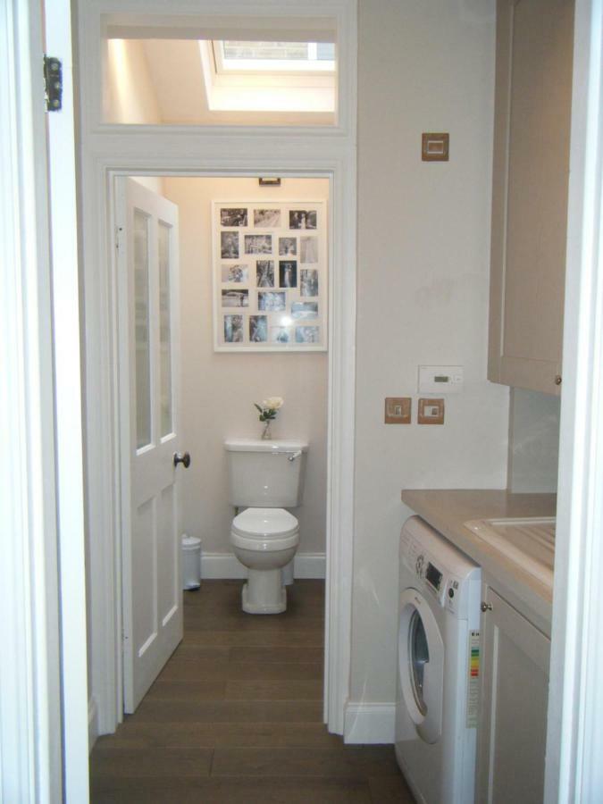 Summer House Otel Thames Ditton Dış mekan fotoğraf